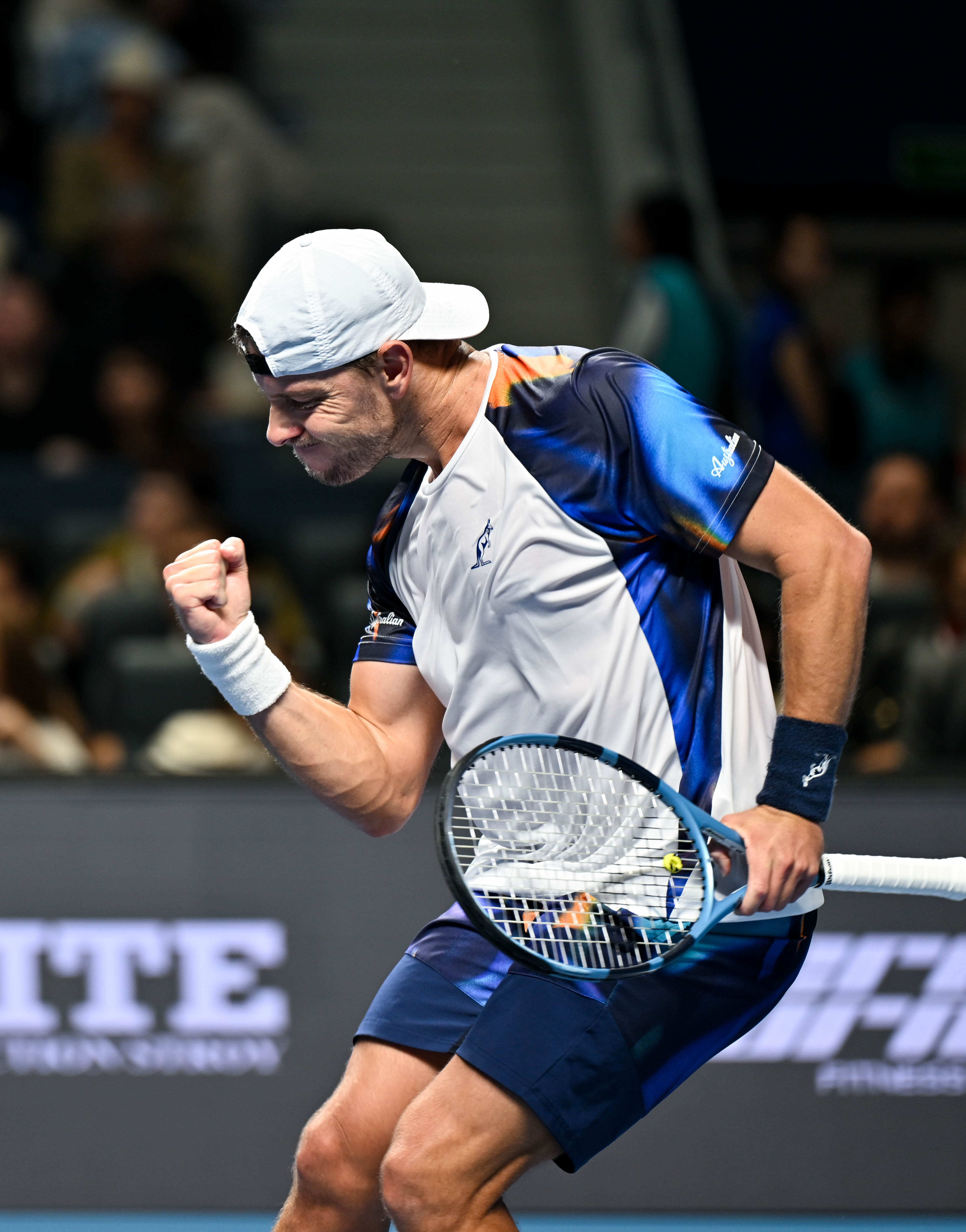 开云在线直播-意大利网球队鏖战日本网球队，梅德韦杰夫打破历史纪录