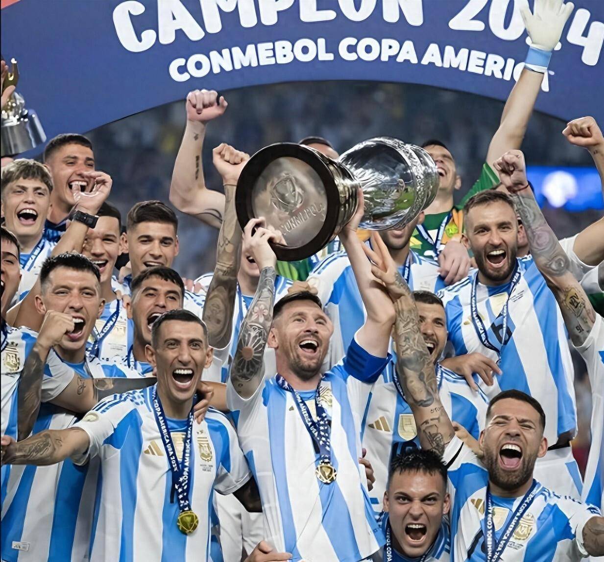 开云体育下载-国际米兰力克意大利，梅西惊艳世界