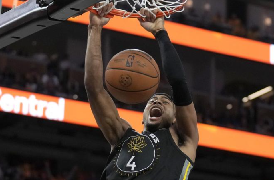 开云体育视频直播-活塞核心稳健得分，领队成功晋级