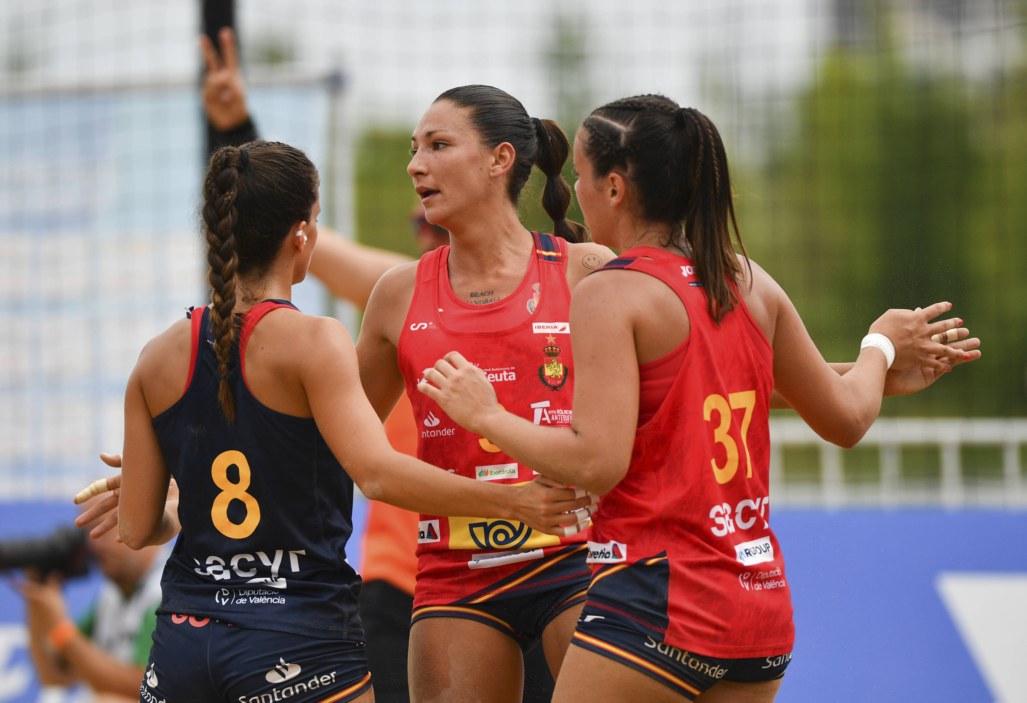 巴西女足击败阿根廷，晋级半决赛