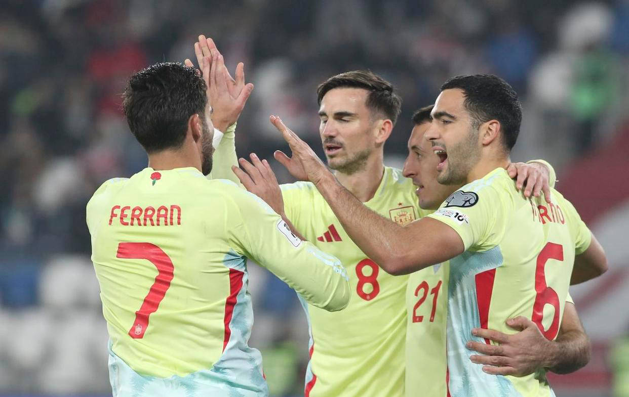 开云体育-摩洛哥绝杀多特蒙德，奥亚尔萨瓦尔扛起全队