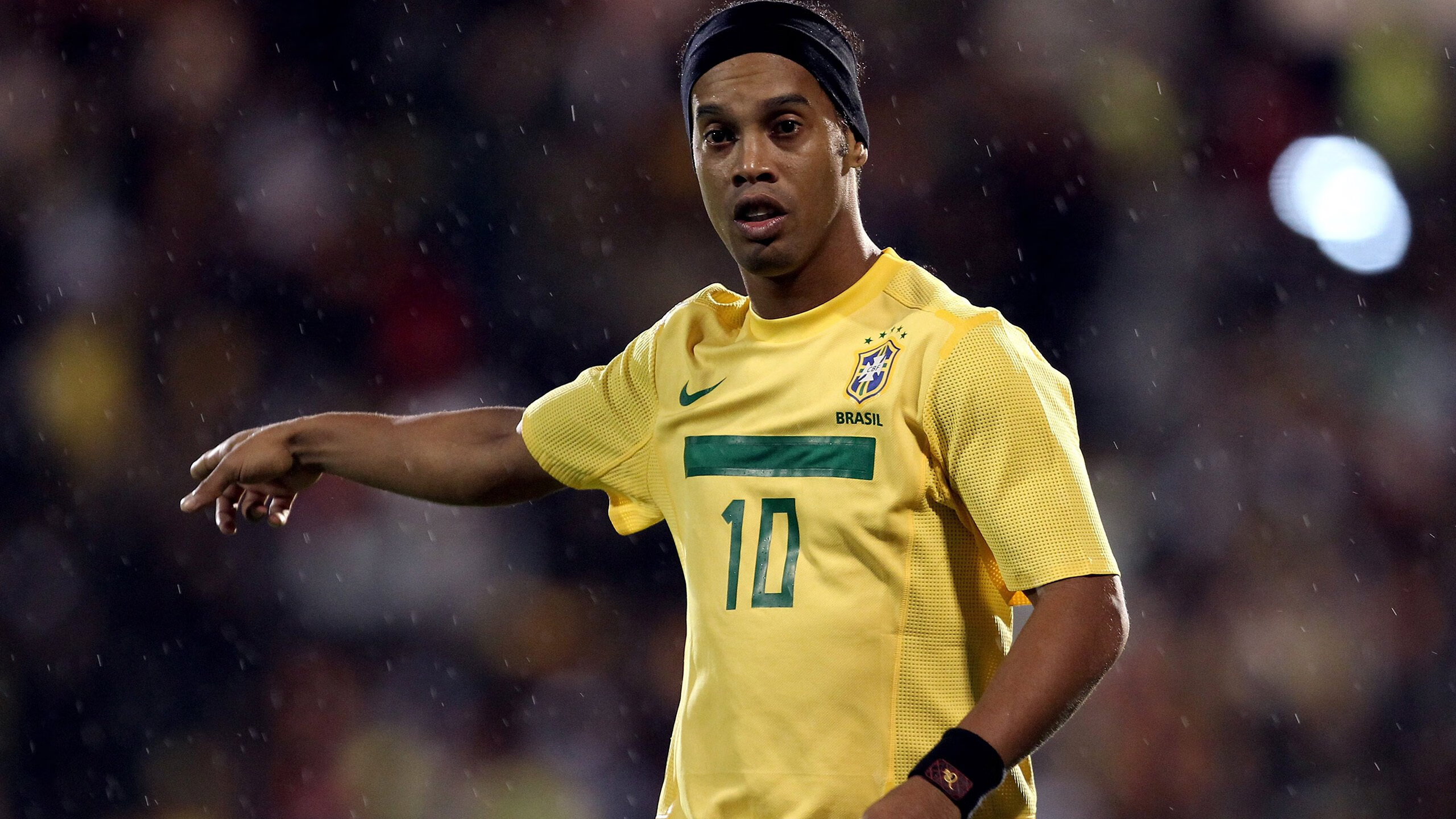 开云体育官网-中场铁锁定乾坤，乌拉圭险胜罗马尼亚，梅西引领生死战唯一剧本
